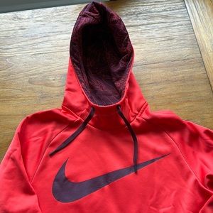 Men’s NIKE hooded sweatshirt. Like new